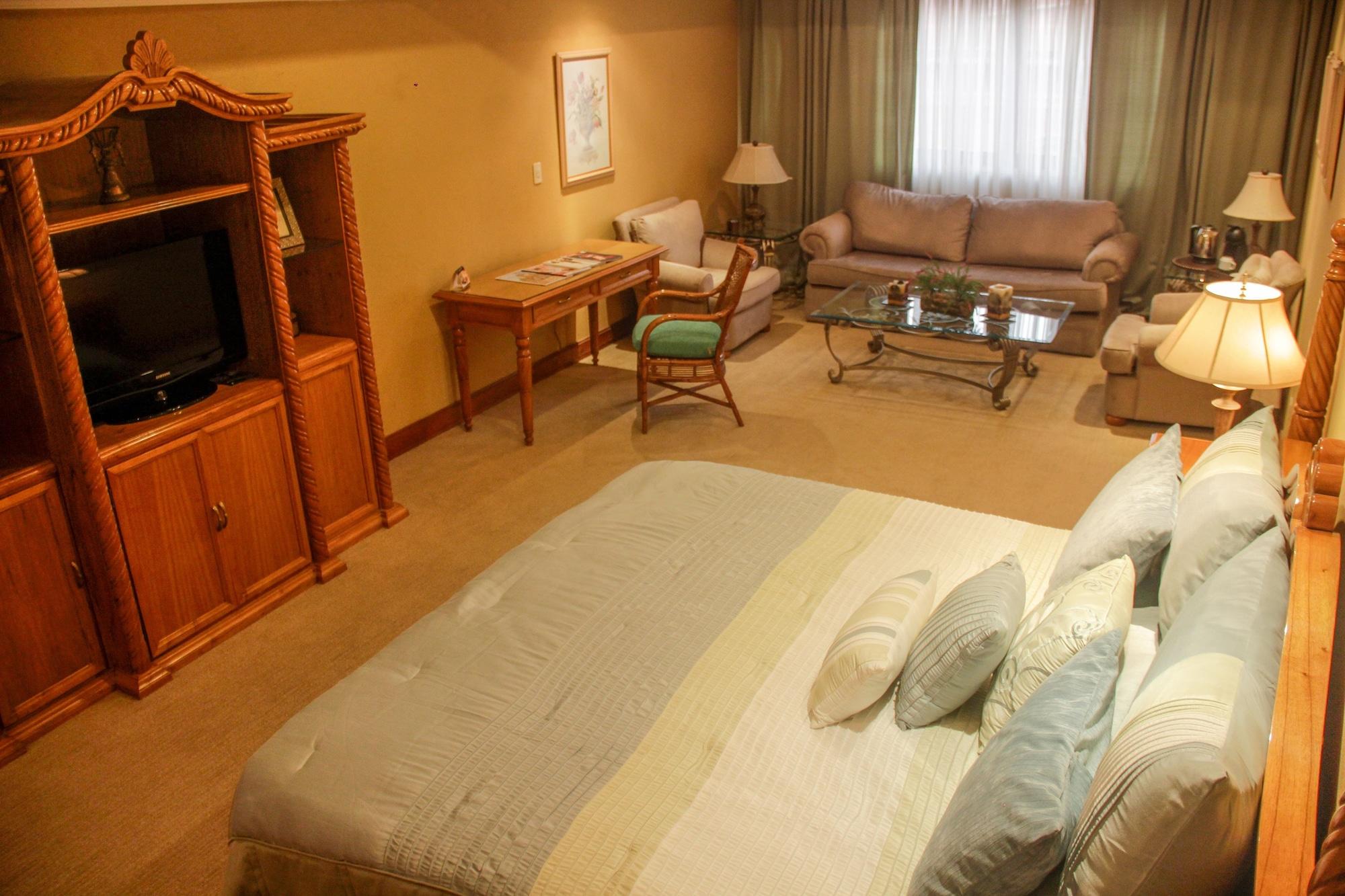 Granados Park Hotel Asuncion Exteriör bild