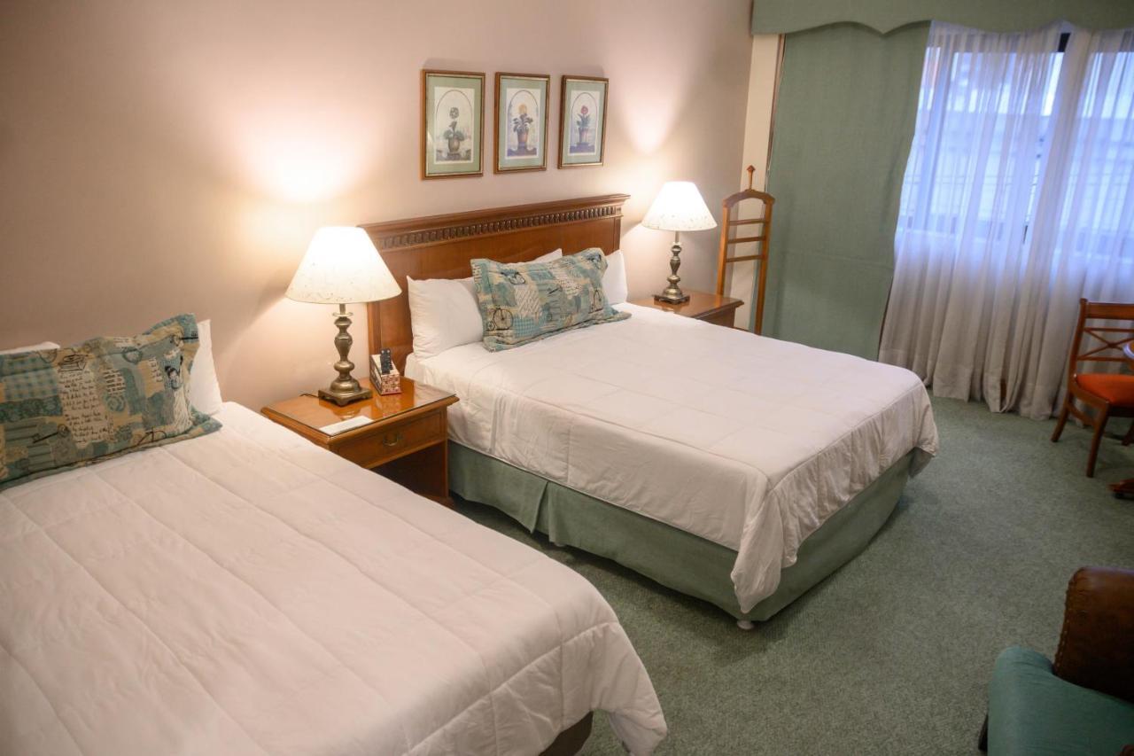 Granados Park Hotel Asuncion Exteriör bild