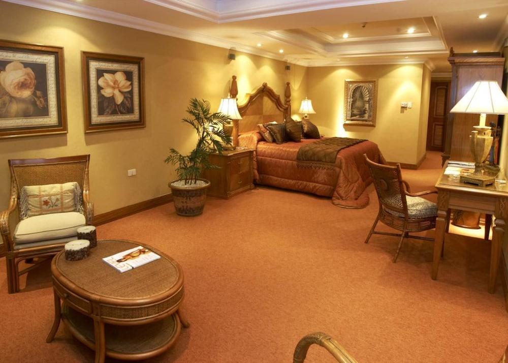 Granados Park Hotel Asuncion Exteriör bild
